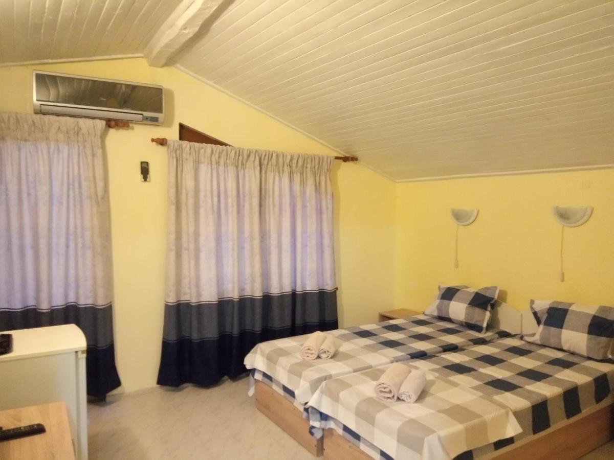 Guesthouse Oasis Kiten  Exteriér fotografie